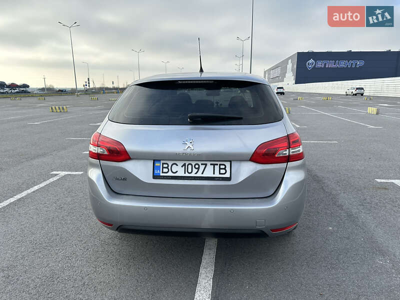 Универсал Peugeot 308 2016 в Львове