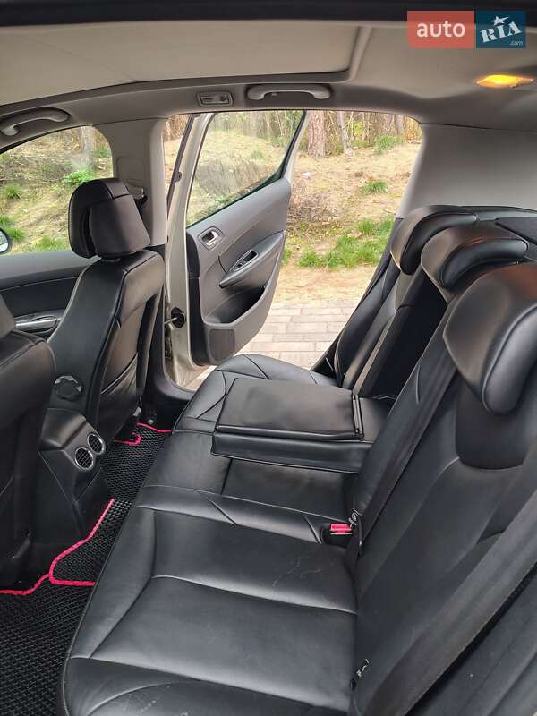 Хэтчбек Peugeot 308 2008 в Житомире фото 11 Хэтчбек Peugeot 308 2008 в Житомире