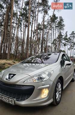 Хэтчбек Peugeot 308 2008 в Житомире
