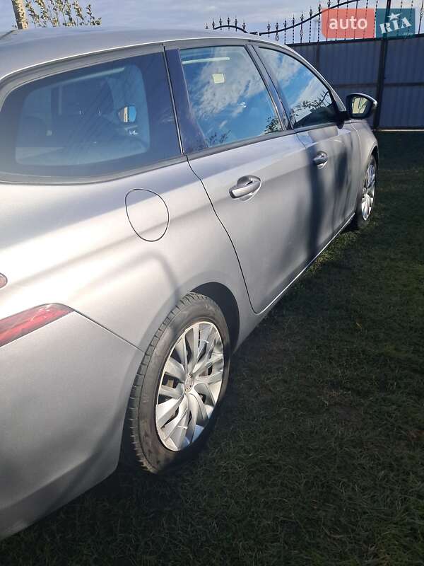 Универсал Peugeot 308 2014 в Дубно