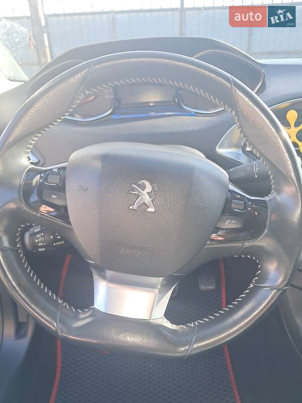 Универсал Peugeot 308 2014 в Дубно