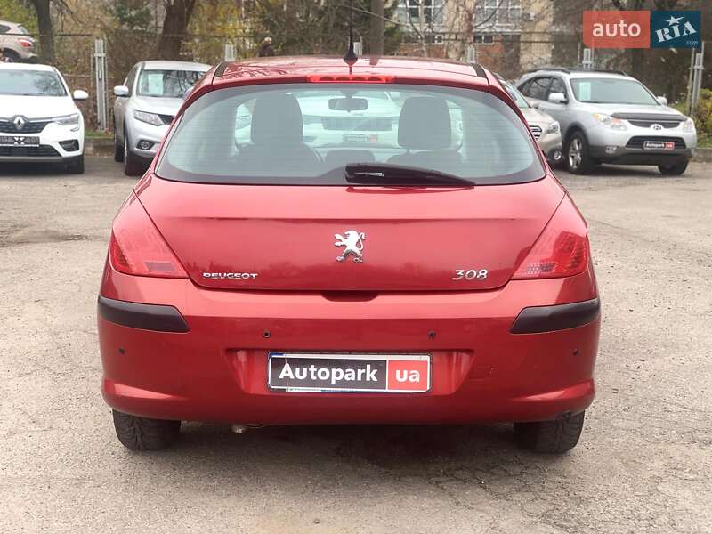 Хэтчбек Peugeot 308 2010 в Виннице