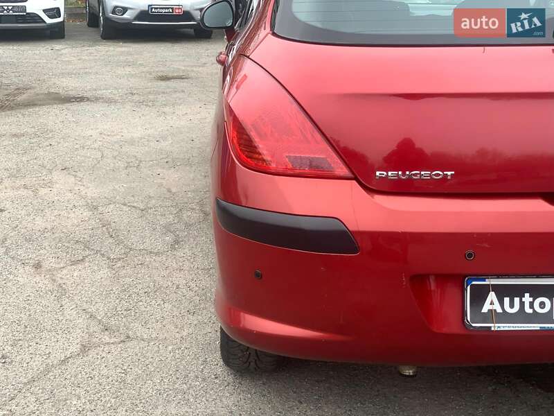 Хэтчбек Peugeot 308 2010 в Виннице