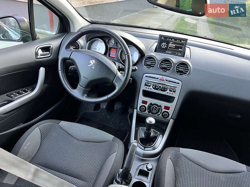 Универсал Peugeot 308 2013 в Луцке