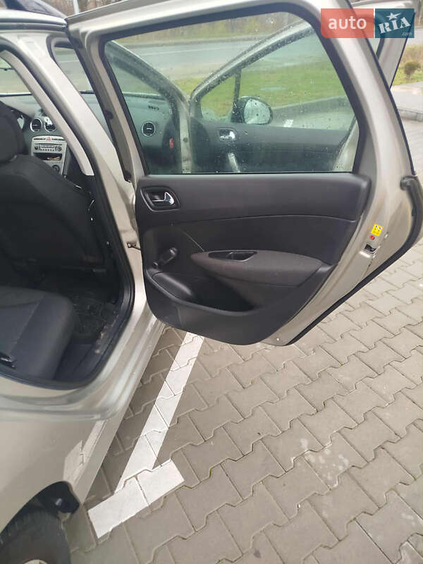 Универсал Peugeot 308 2008 в Старом Самборе фото 7 Универсал Peugeot 308 2008 в Старом Самборе