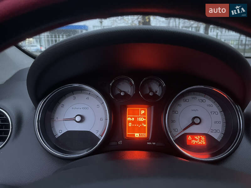 Хэтчбек Peugeot 308 2008 в Киеве фото 21 Хэтчбек Peugeot 308 2008 в Киеве