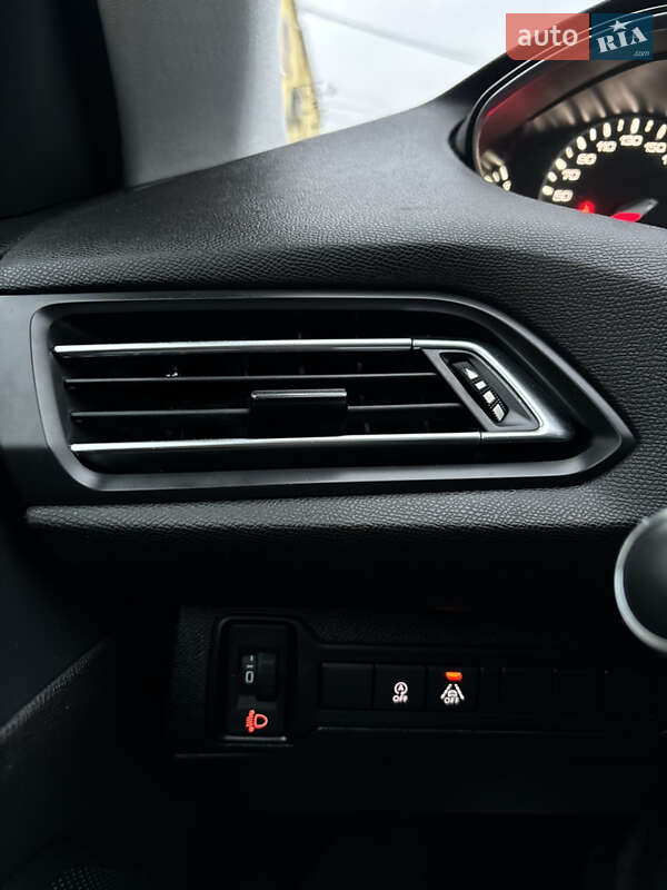 Универсал Peugeot 308 2019 в Львове фото 20 Универсал Peugeot 308 2019 в Львове