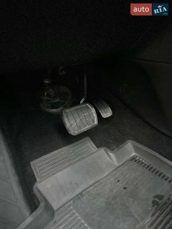 Универсал Peugeot 308 2019 в Львове фото 23 Универсал Peugeot 308 2019 в Львове