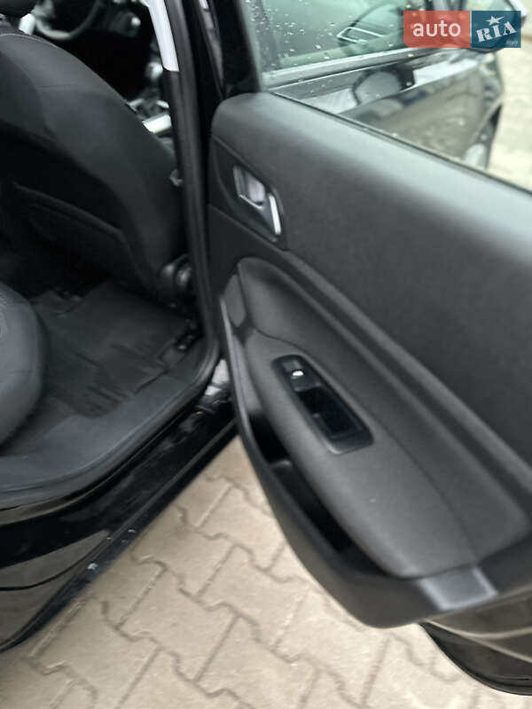 Универсал Peugeot 308 2019 в Львове фото 27 Универсал Peugeot 308 2019 в Львове