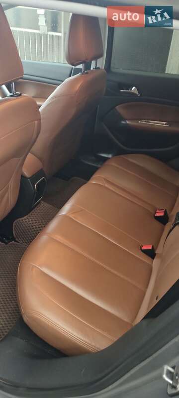 Универсал Peugeot 308 2015 в Боярке