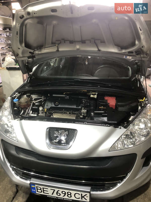 Универсал Peugeot 308 2008 в Николаеве фото 22 Универсал Peugeot 308 2008 в Николаеве