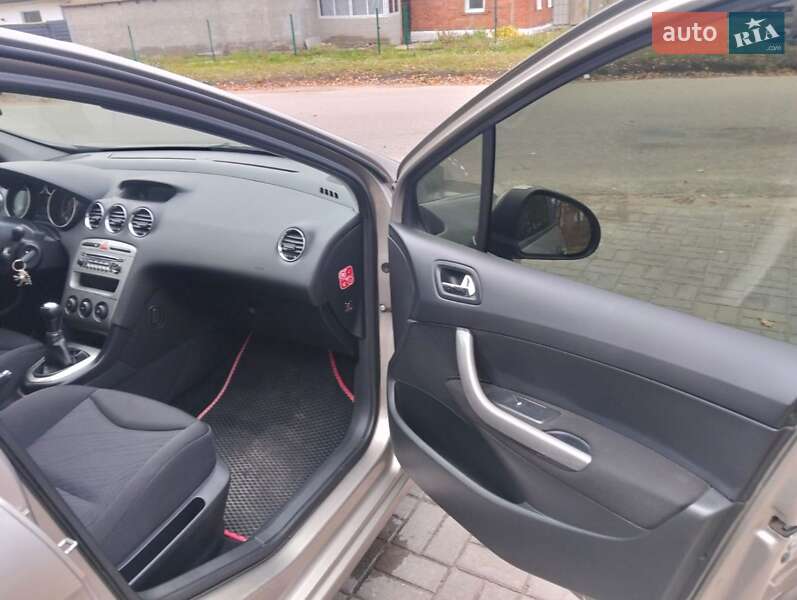 Хэтчбек Peugeot 308 2011 в Сумах фото 26 Хэтчбек Peugeot 308 2011 в Сумах