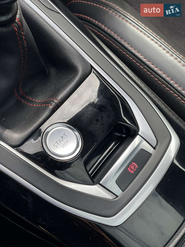 Универсал Peugeot 308 2015 в Стрые