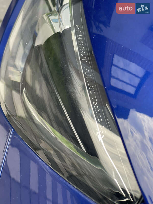 Универсал Peugeot 308 2015 в Стрые