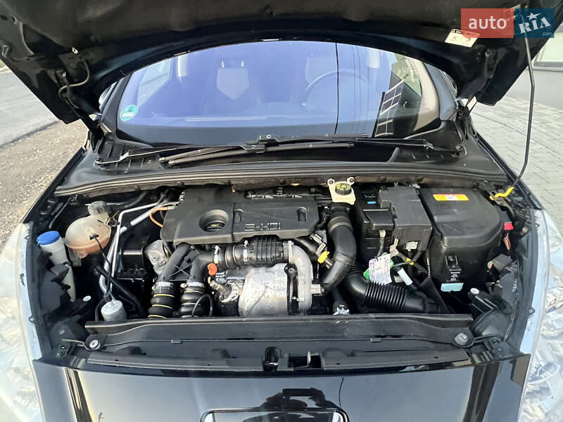 Универсал Peugeot 308 2011 в Тернополе