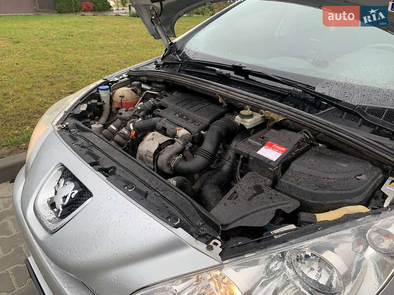 Универсал Peugeot 308 2010 в Ровно