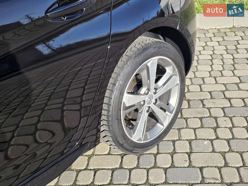 Хэтчбек Peugeot 308 2017 в Ивано-Франковске