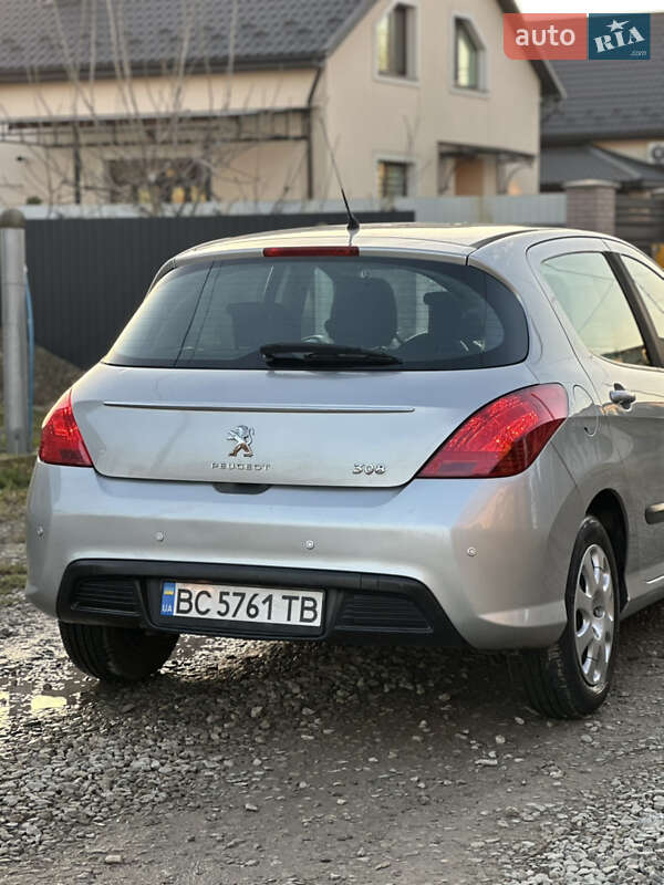 Хэтчбек Peugeot 308 2011 в Коломые