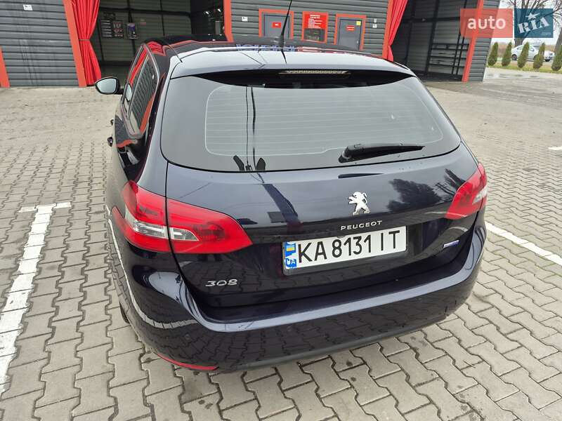 Универсал Peugeot 308 2015 в Киеве