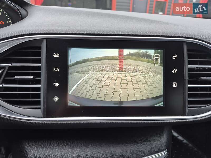 Универсал Peugeot 308 2015 в Киеве