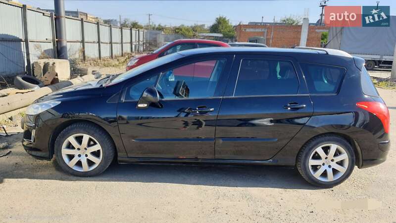 Универсал Peugeot 308 2011 в Луцке