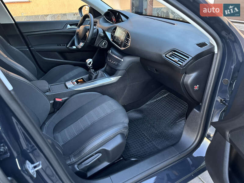 Универсал Peugeot 308 2018 в Бродах