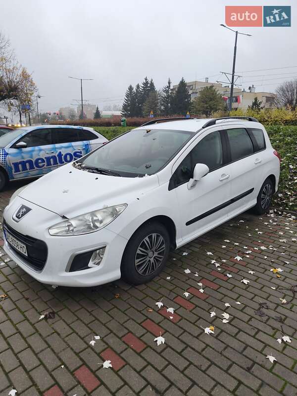 Универсал Peugeot 308 2012 в Луцке