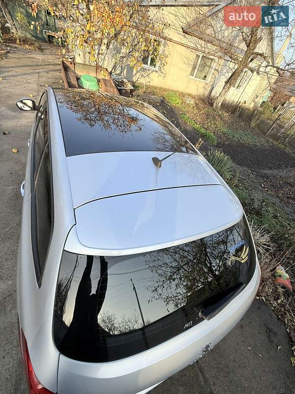 Универсал Peugeot 308 2016 в Каменском