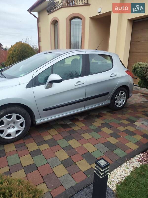 Хэтчбек Peugeot 308 2008 в Луцке фото 5 Хэтчбек Peugeot 308 2008 в Луцке