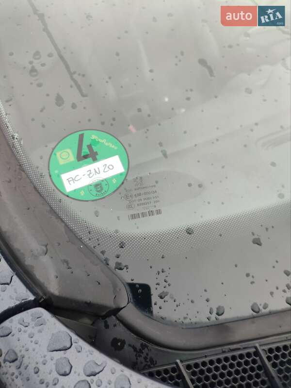 Хэтчбек Peugeot 308 2011 в Луцке