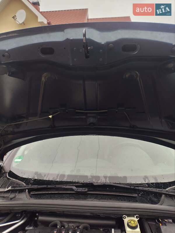 Хэтчбек Peugeot 308 2011 в Луцке