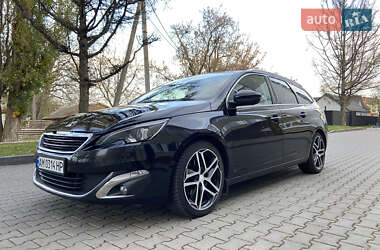 Универсал Peugeot 308 2015 в Звягеле