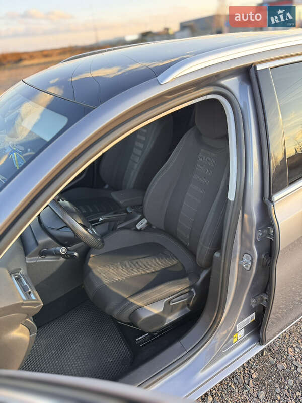 Универсал Peugeot 308 2015 в Ровно фото 12 Универсал Peugeot 308 2015 в Ровно