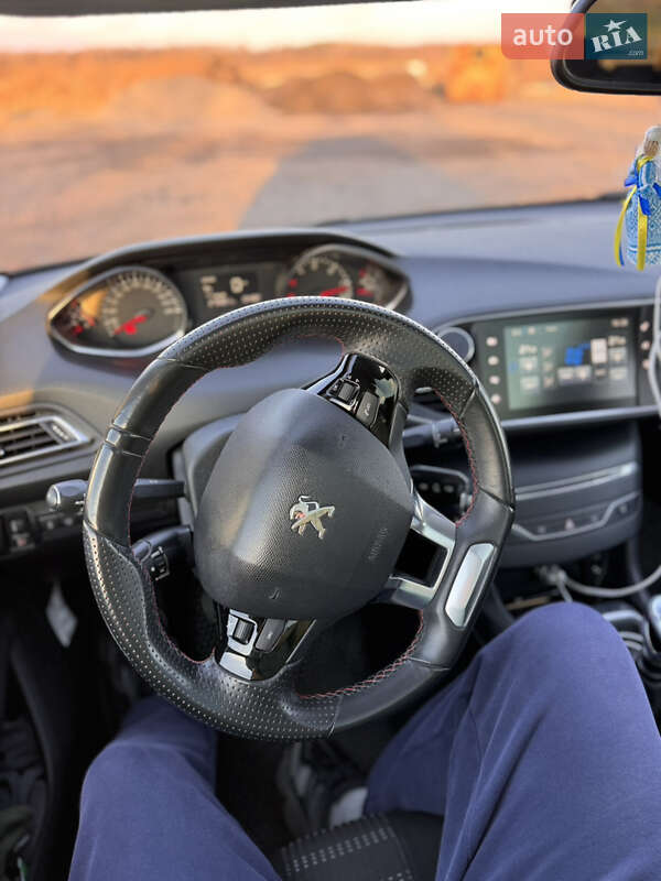 Универсал Peugeot 308 2015 в Ровно фото 18 Универсал Peugeot 308 2015 в Ровно
