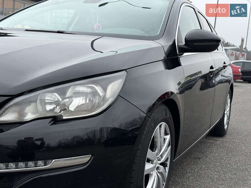 Универсал Peugeot 308 2015 в Киеве