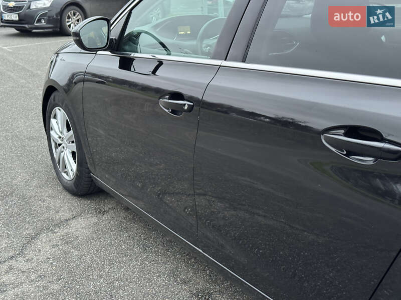 Универсал Peugeot 308 2015 в Киеве