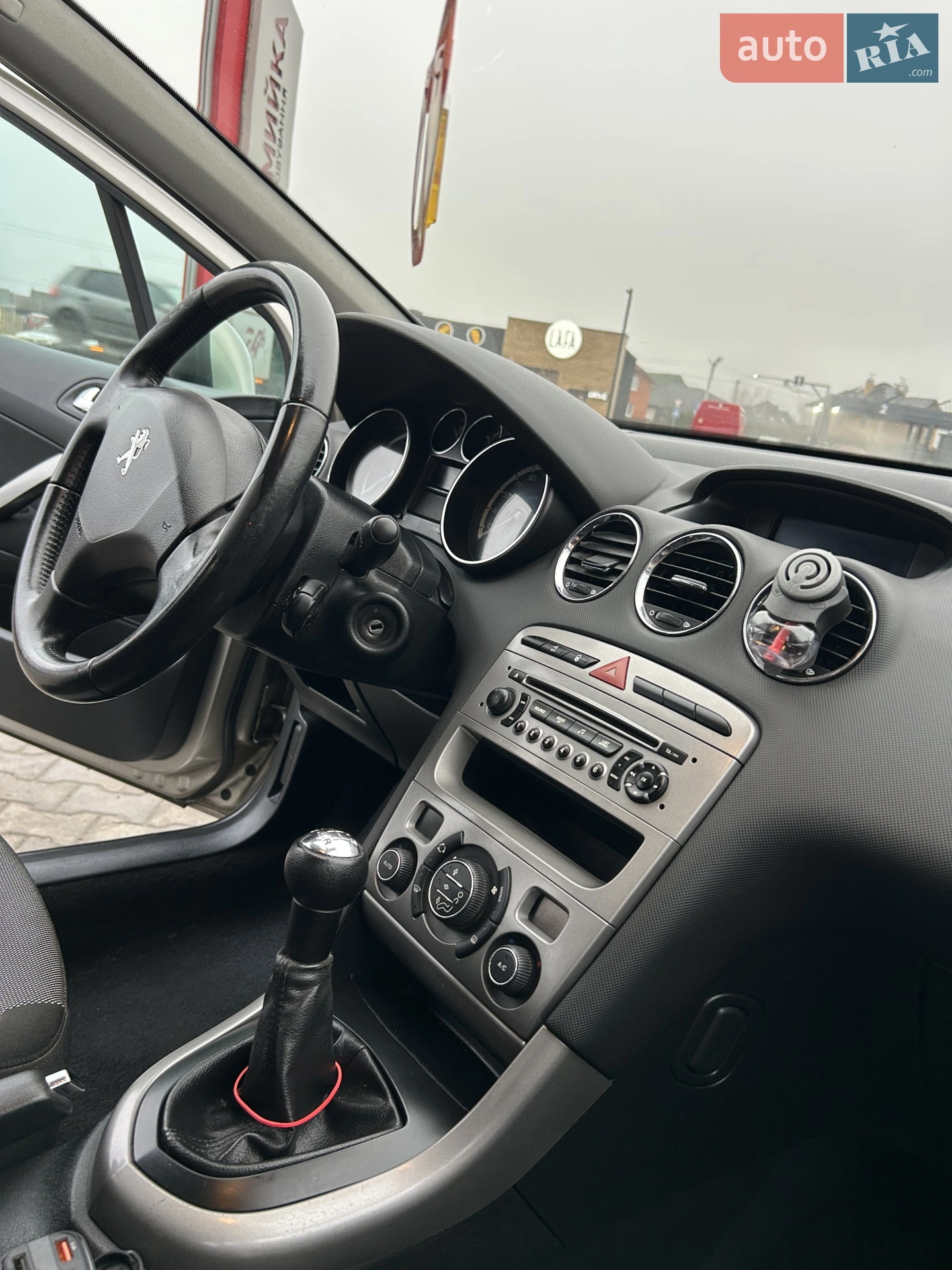 2012 Peugeot 308 - мініатюра 14