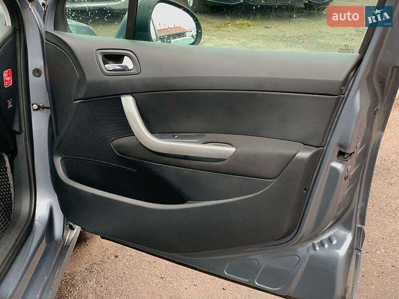 Универсал Peugeot 308 2010 в Виннице