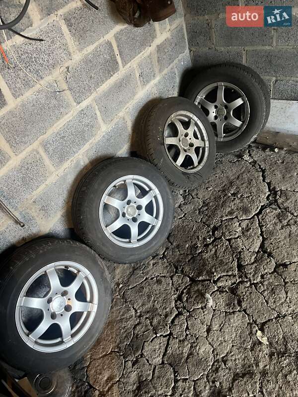 Хэтчбек Peugeot 308 2007 в Юрьевке