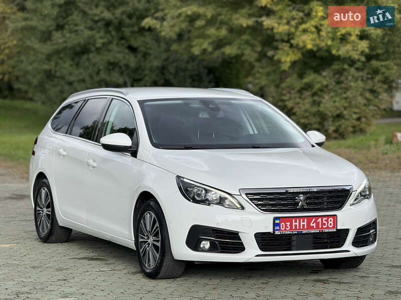 Универсал Peugeot 308 2021 в Дубно