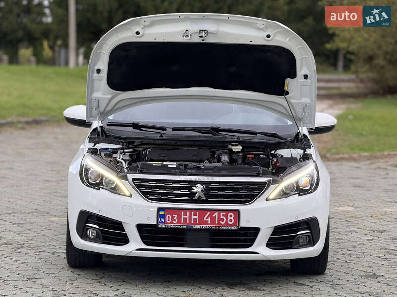 Универсал Peugeot 308 2021 в Дубно