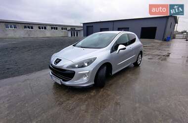 Хетчбек Peugeot 308 2008 в Славуті