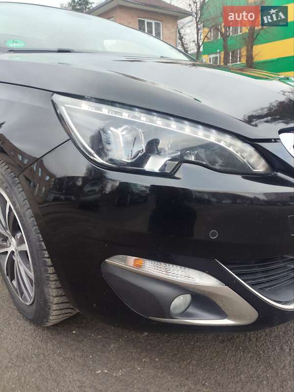 Универсал Peugeot 308 2015 в Луцке фото 19 Универсал Peugeot 308 2015 в Луцке