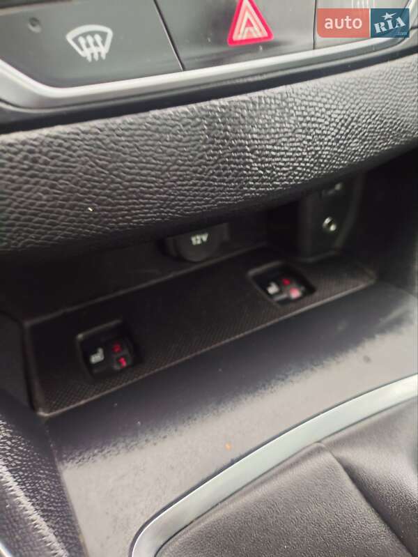 Универсал Peugeot 308 2015 в Луцке фото 33 Универсал Peugeot 308 2015 в Луцке