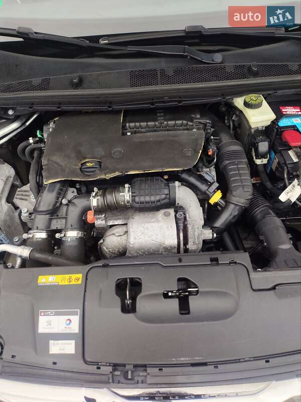 Универсал Peugeot 308 2015 в Луцке фото 60 Универсал Peugeot 308 2015 в Луцке