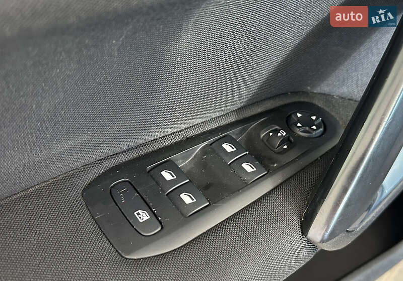 Универсал Peugeot 308 2019 в Львове фото 30 Универсал Peugeot 308 2019 в Львове