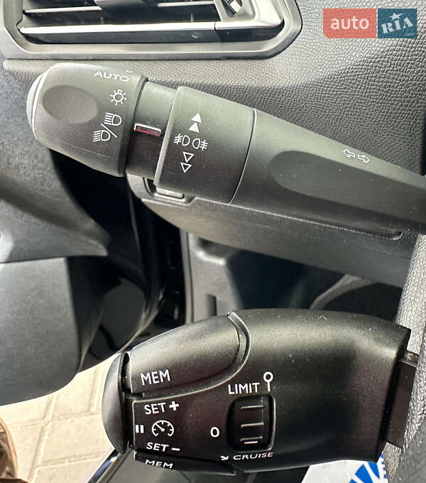 Универсал Peugeot 308 2019 в Львове фото 14 Универсал Peugeot 308 2019 в Львове