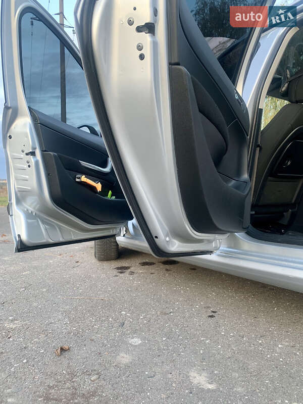 Универсал Peugeot 308 2009 в Буске