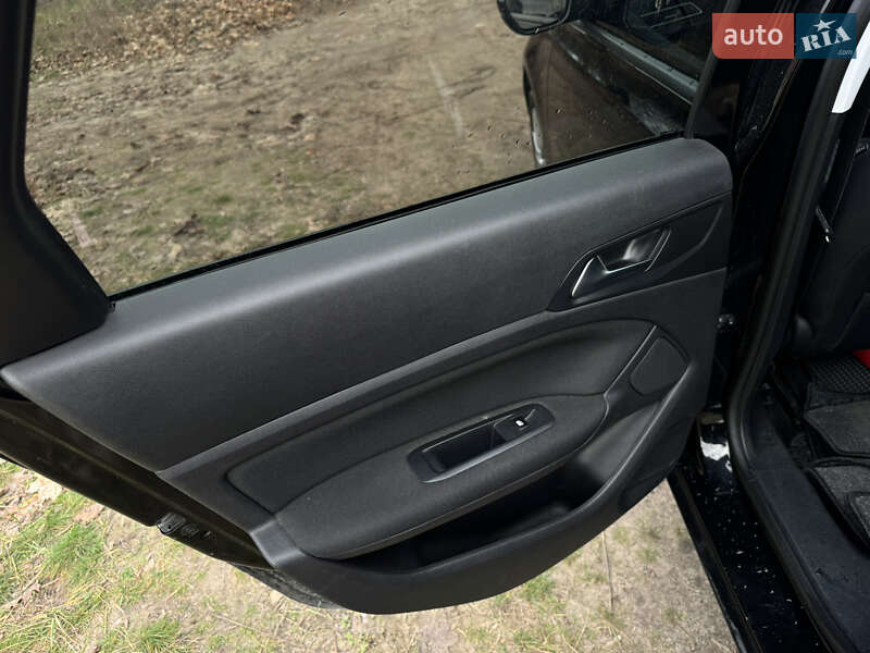 Универсал Peugeot 308 2014 в Изюме фото 16 Универсал Peugeot 308 2014 в Изюме