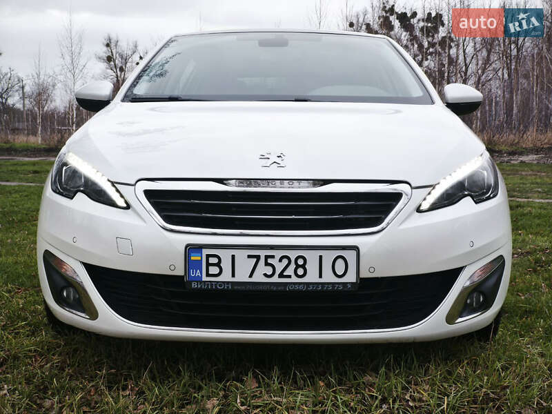 Peugeot 308 2015